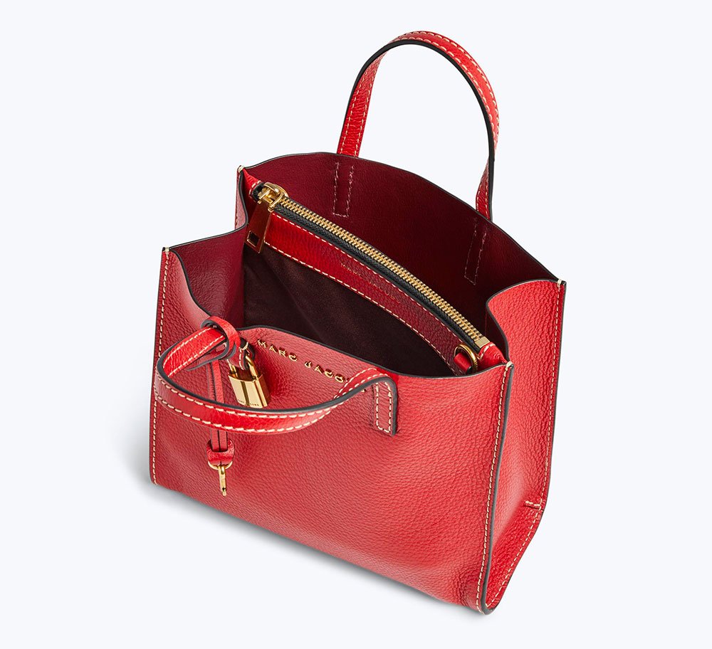 Reference image illustrating Marc Jacobs Grind Tote Review: A Refined Everyday Leather Tote for Women Who Value Function