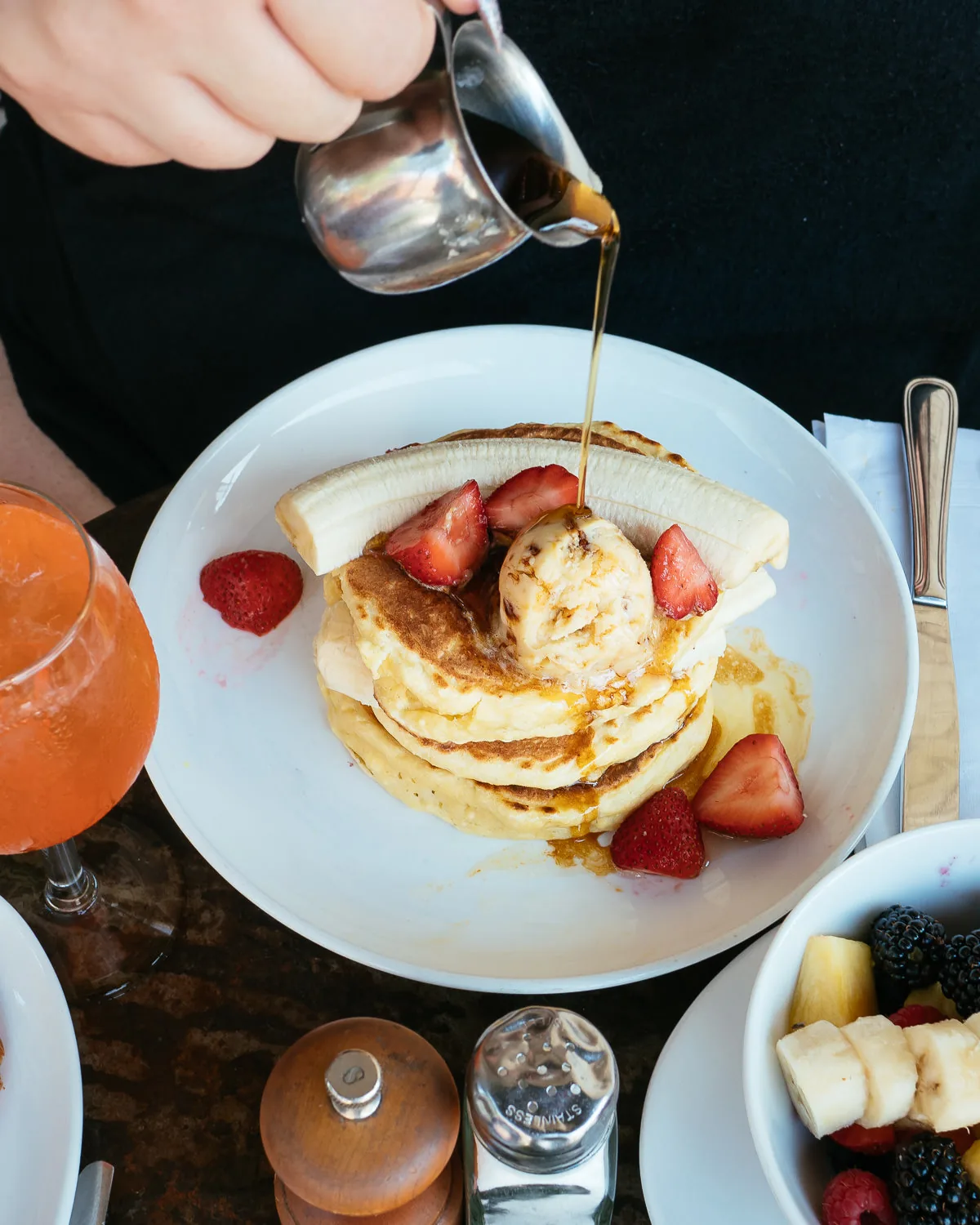 Reference image illustrating Summer Brunch in Brooklyn: Mansur Gavriel and Chloé Bags at Five Leaves Cafe