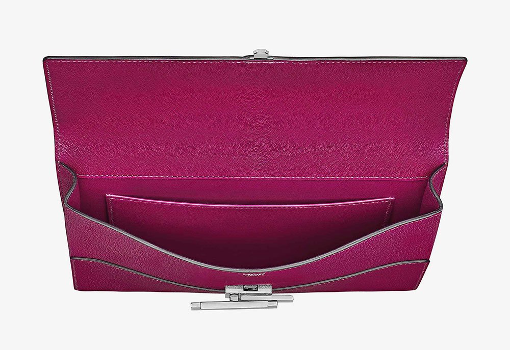 Reference image illustrating The Hermès Cinhetic Clutch Debuts Online: A Closer Look at the Signature H Hardware