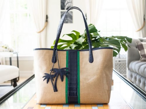 Tina Craig x Nancy Gonzalez Tote Review: A Lightweight Summer Staple with Croc Accents thumbnail