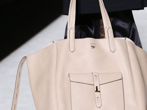 Tom Ford Spring 2019 Handbags: Understated Luxury in Supple Leather Totes, Hobos, and Camera Bags thumbnail