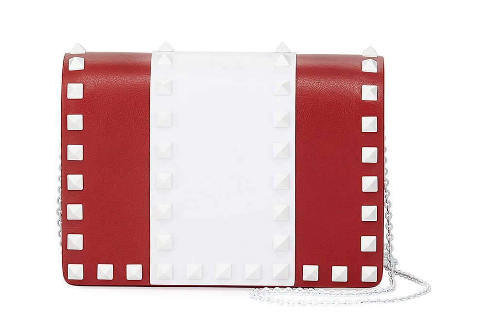 Reference image illustrating Valentino Free Rockstud Resort 2018: White Studs Redefine a Classic Icon