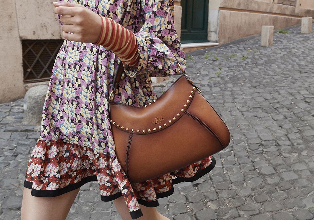 Reference image illustrating Valentino Resort 2019 Handbags: A New Direction Beyond the Rockstud