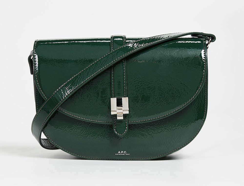 Reference image illustrating Why a Hunter Green Handbag Deserves a Spot in Your Fall Wardrobe