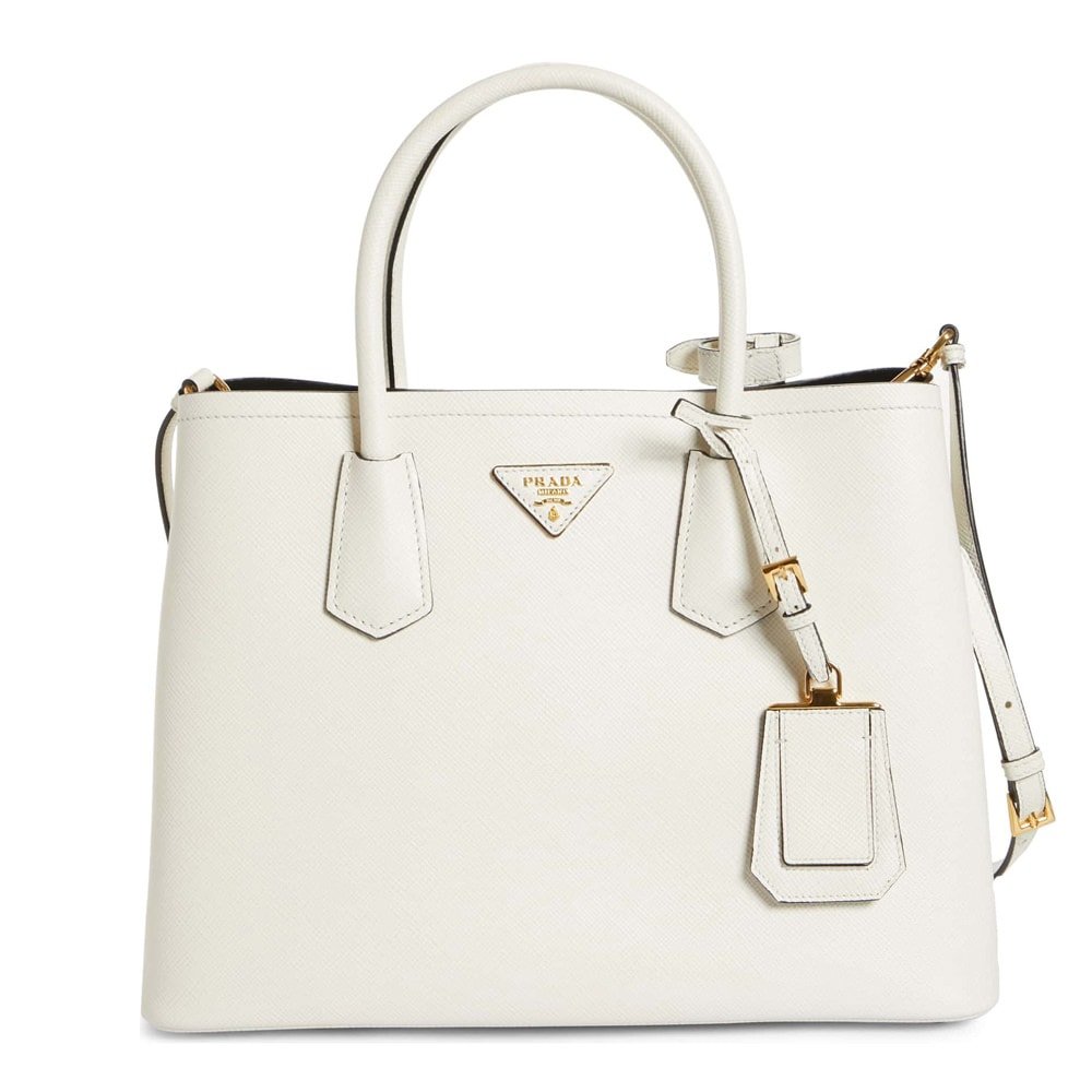 Reference image illustrating Why a White Handbag Belongs in Your Winter Wardrobe: 7 Stunning Picks