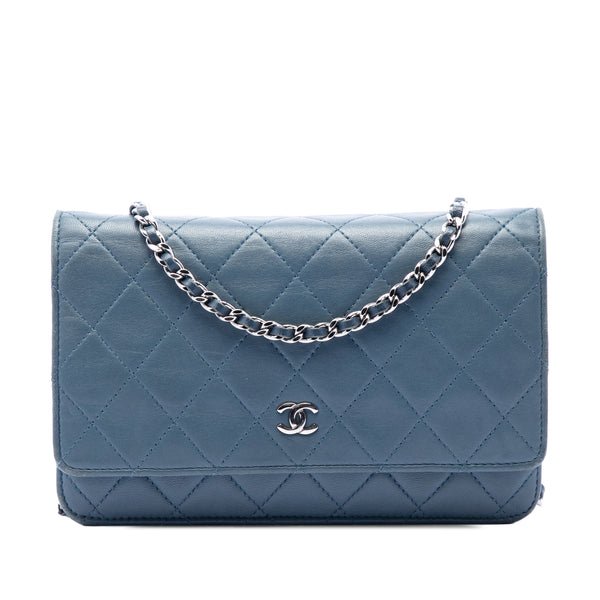 Reference image illustrating Chanel Wallet on Chain Quilted Lambskin: A Timeless Icon Reviewed